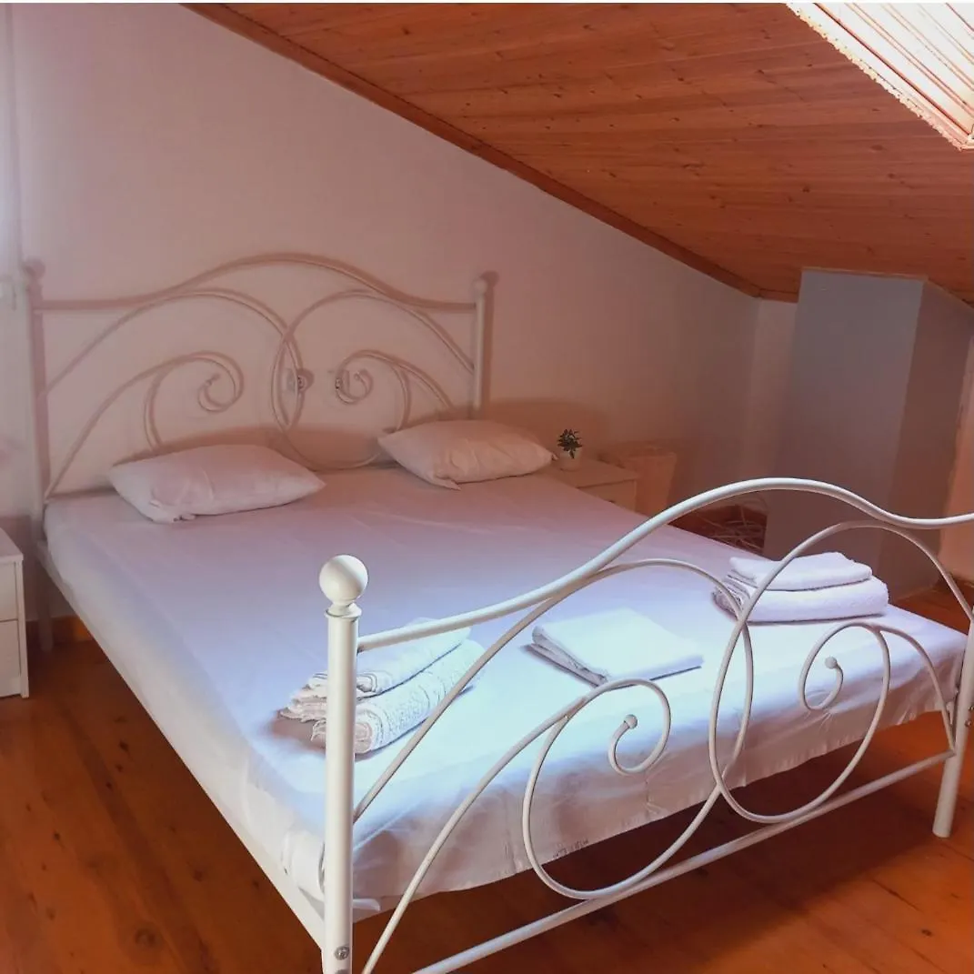Дом отдыха Suite Chryspa Nea Kallikrateia